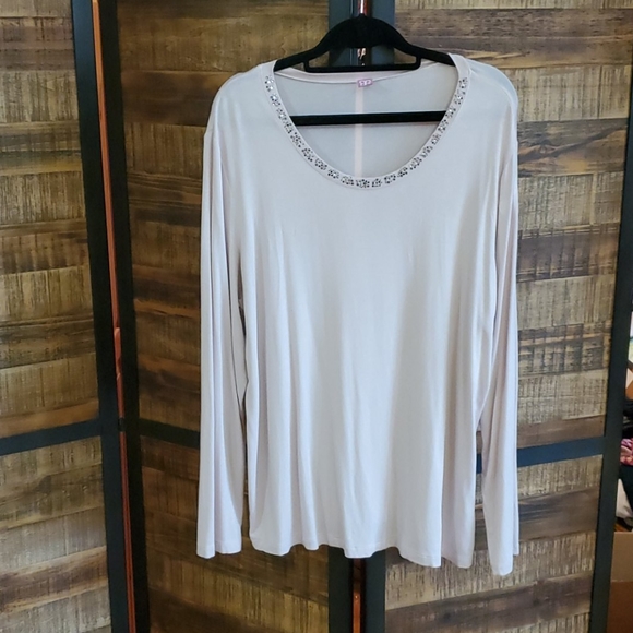 Basler long sleeve top with crystals at neckline - Picture 1 of 6